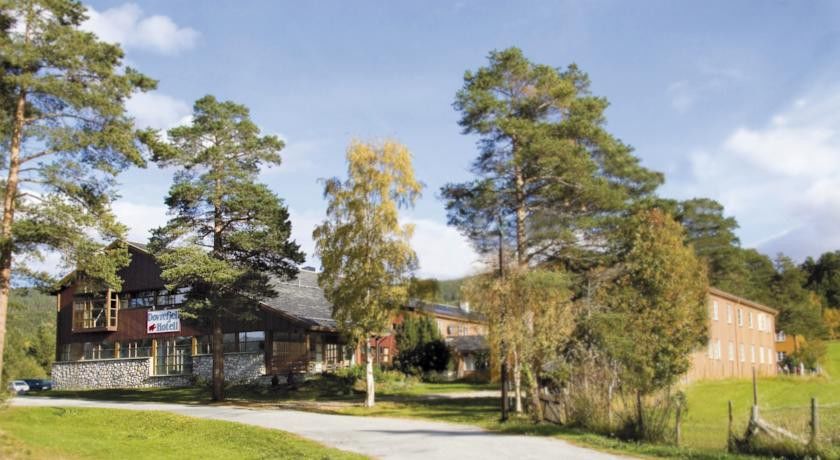 Dovrefjell Hotel Dombås Exterior foto